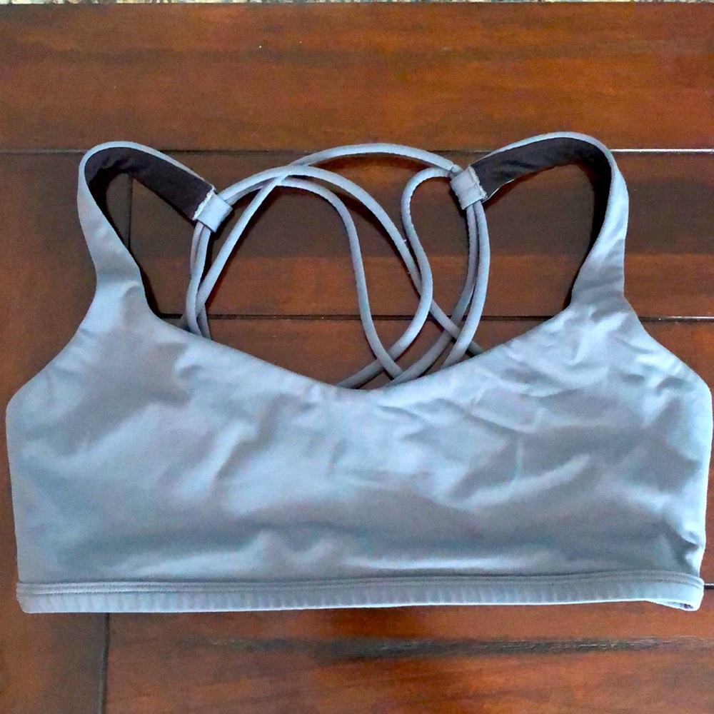 Lululemon sports bra size 8